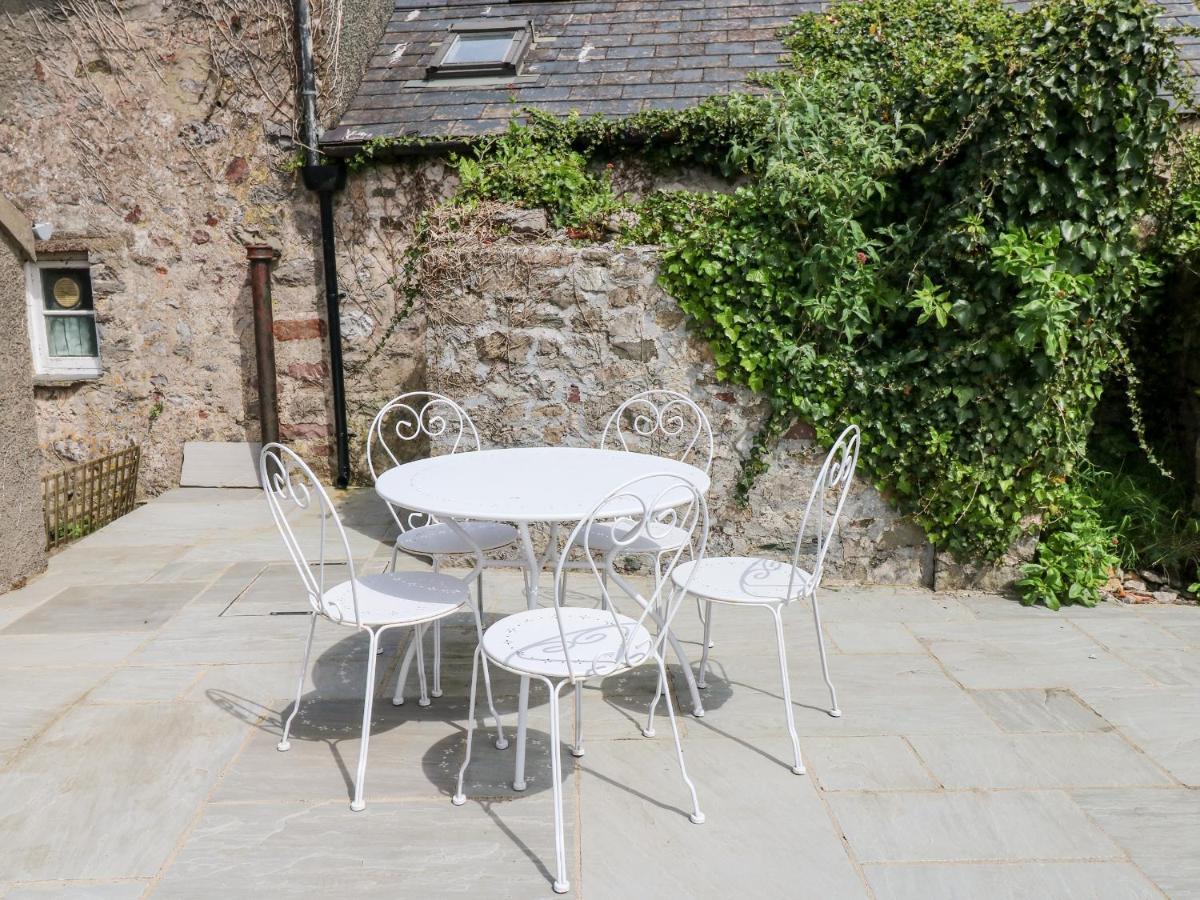 10 Westgate Hill Holiday home